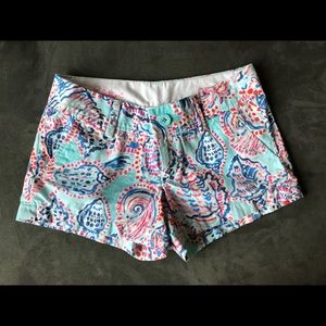 Lilly Pulitzer shell me about it shorts